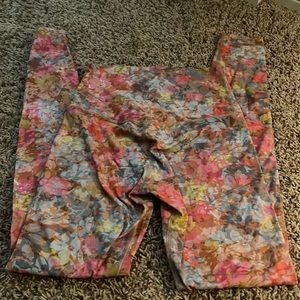 Floral Lululemon Leggings 25”